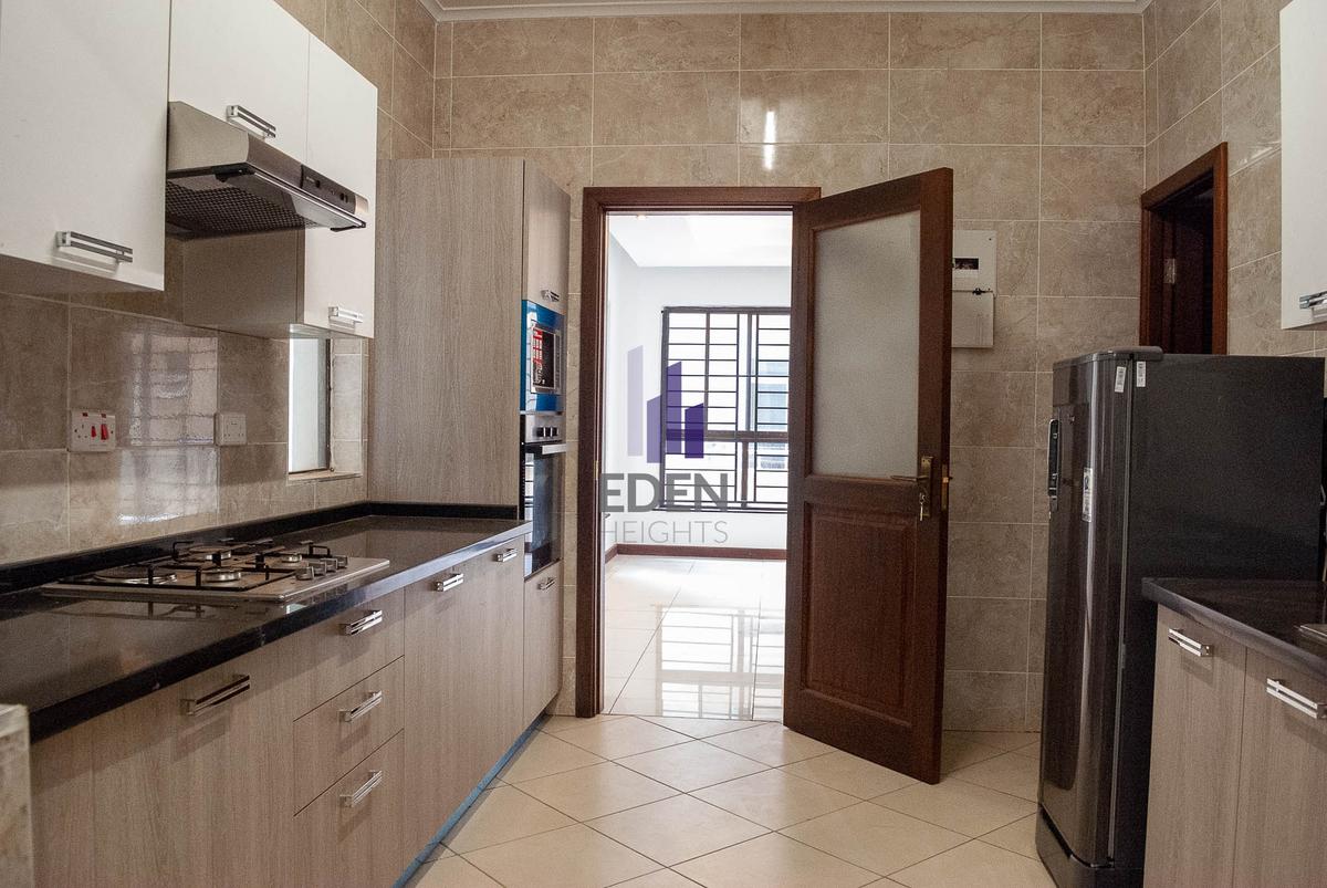 3 Bed Apartment with En Suite at General Mathenge - 6