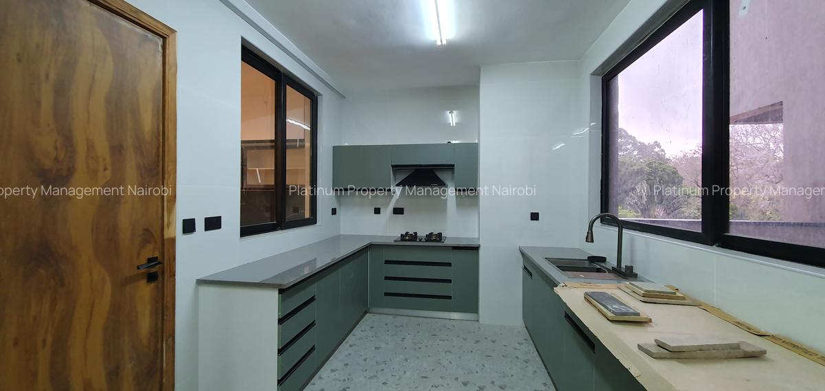 4 Bed Apartment with En Suite at Peponi Rd - 12