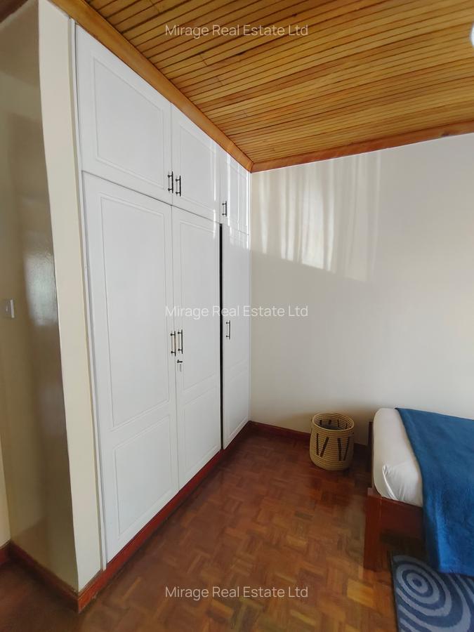 3 Bed Apartment with Swimming Pool in Kilimani - 6