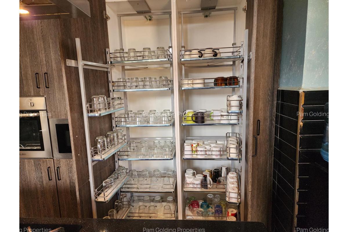 5 Bed House with En Suite at Kiambu Road - 8