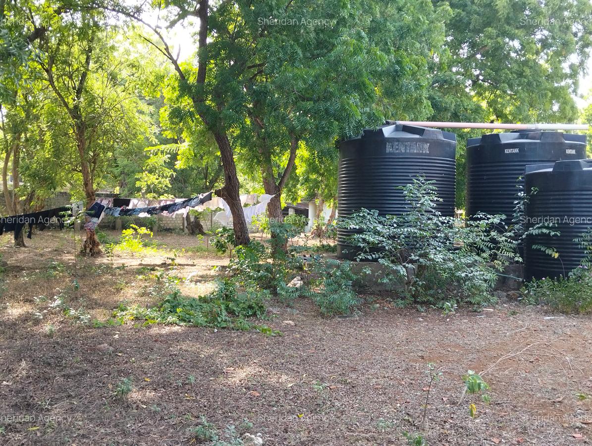 5 Bed Townhouse with En Suite at Park Lane - 2