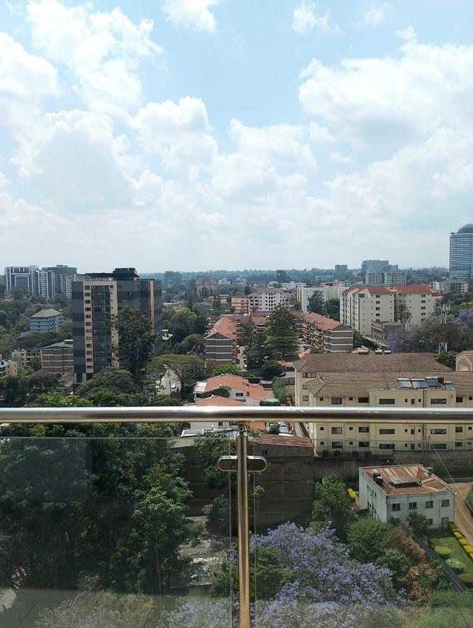 2 Bed Apartment with En Suite in Westlands Area - 3