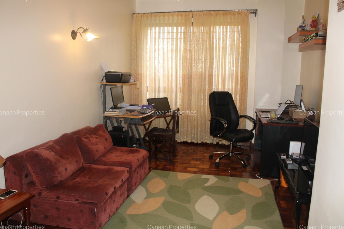 3 Bed Apartment with Staff Quarters in Hurlingham - 5