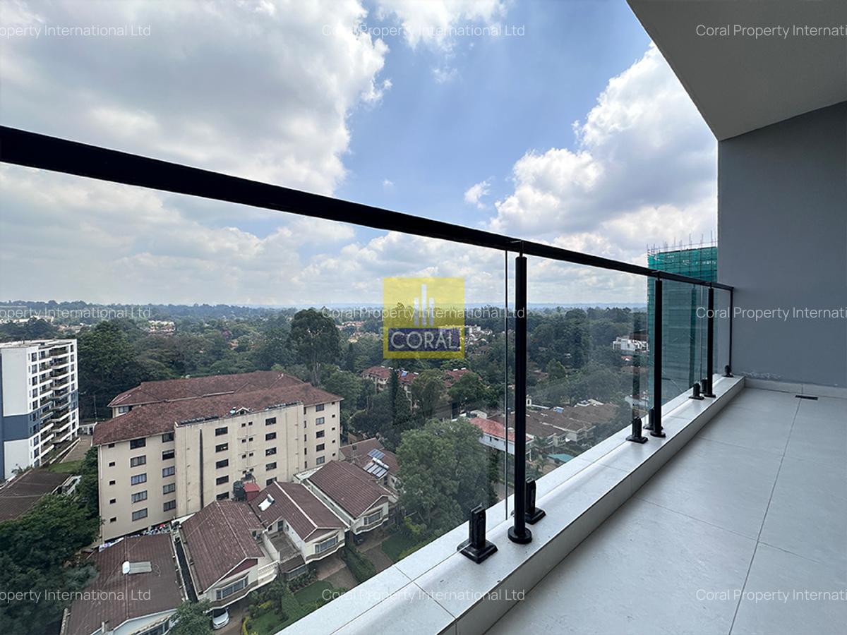 3 Bed Apartment in Brookside - 5