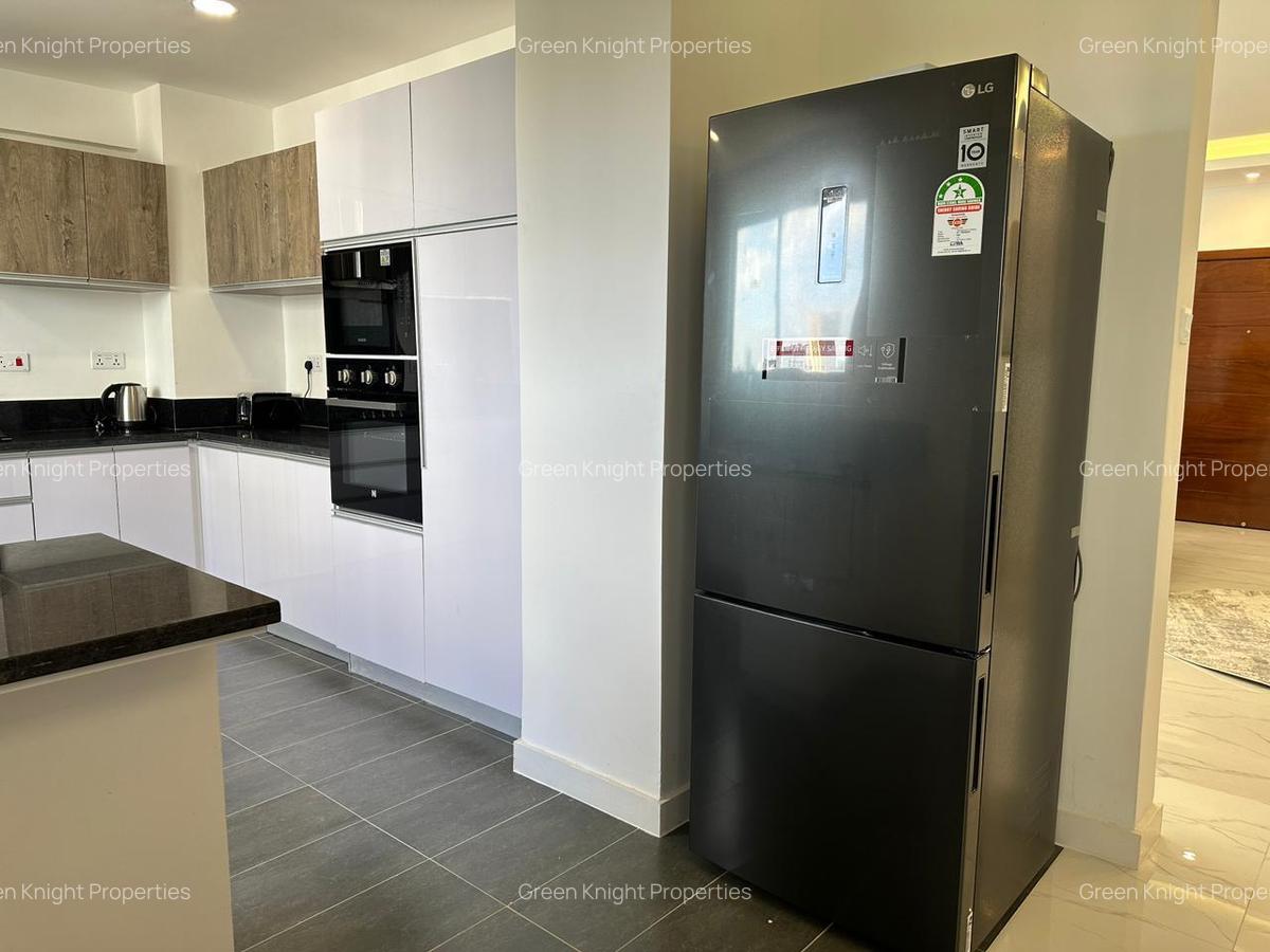 Serviced 3 Bed Apartment with En Suite in Kileleshwa - 12