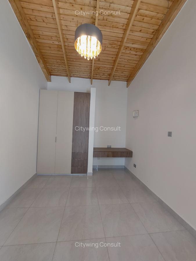 4 Bed Townhouse with En Suite at Rhapta Road - 13