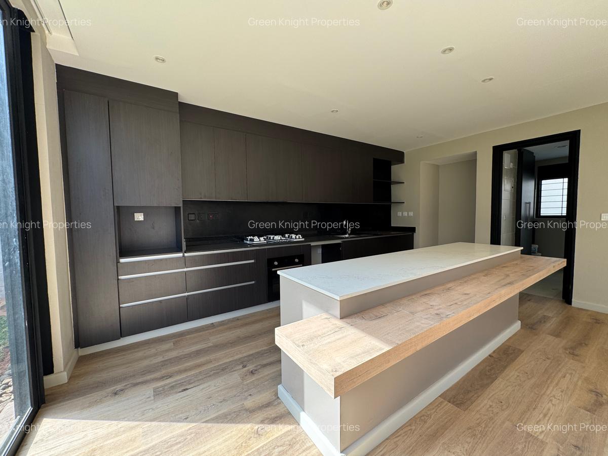 4 Bed Townhouse with En Suite in Runda - 8