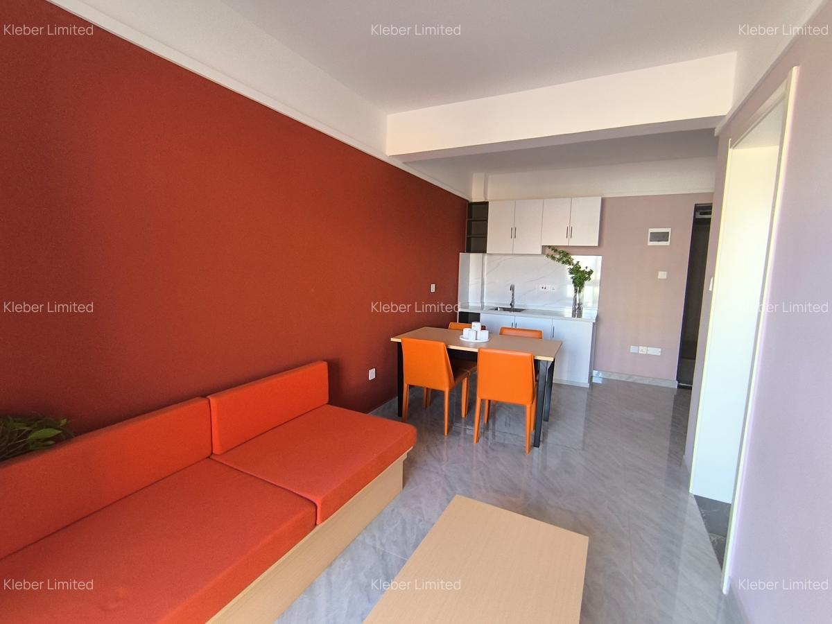 1 Bed Apartment with En Suite at Wanyee Road - 4