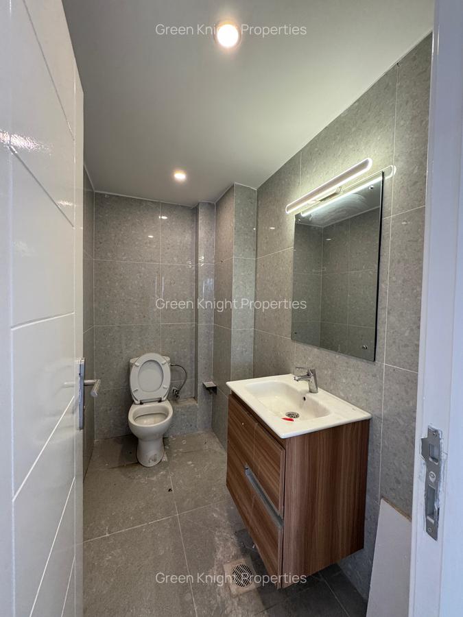 Serviced 3 Bed Apartment with En Suite in Kileleshwa - 18