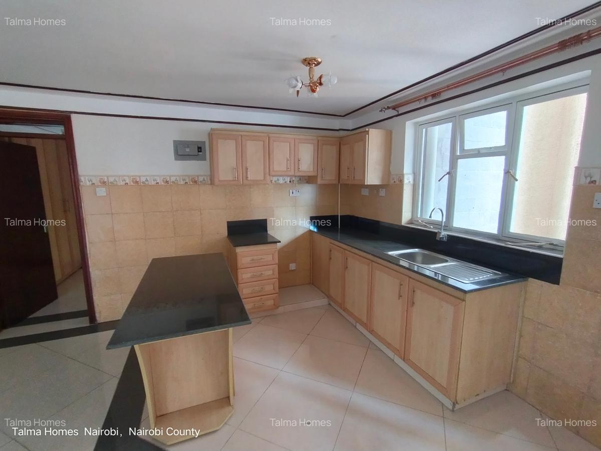 2 Bed Apartment with En Suite at School Lane Area - 11