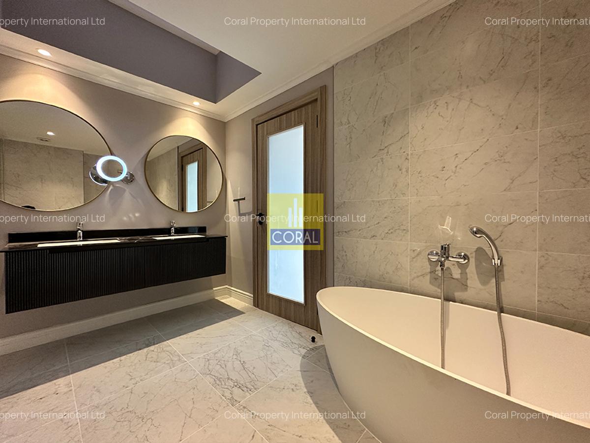 4 Bed Townhouse in Runda - 15