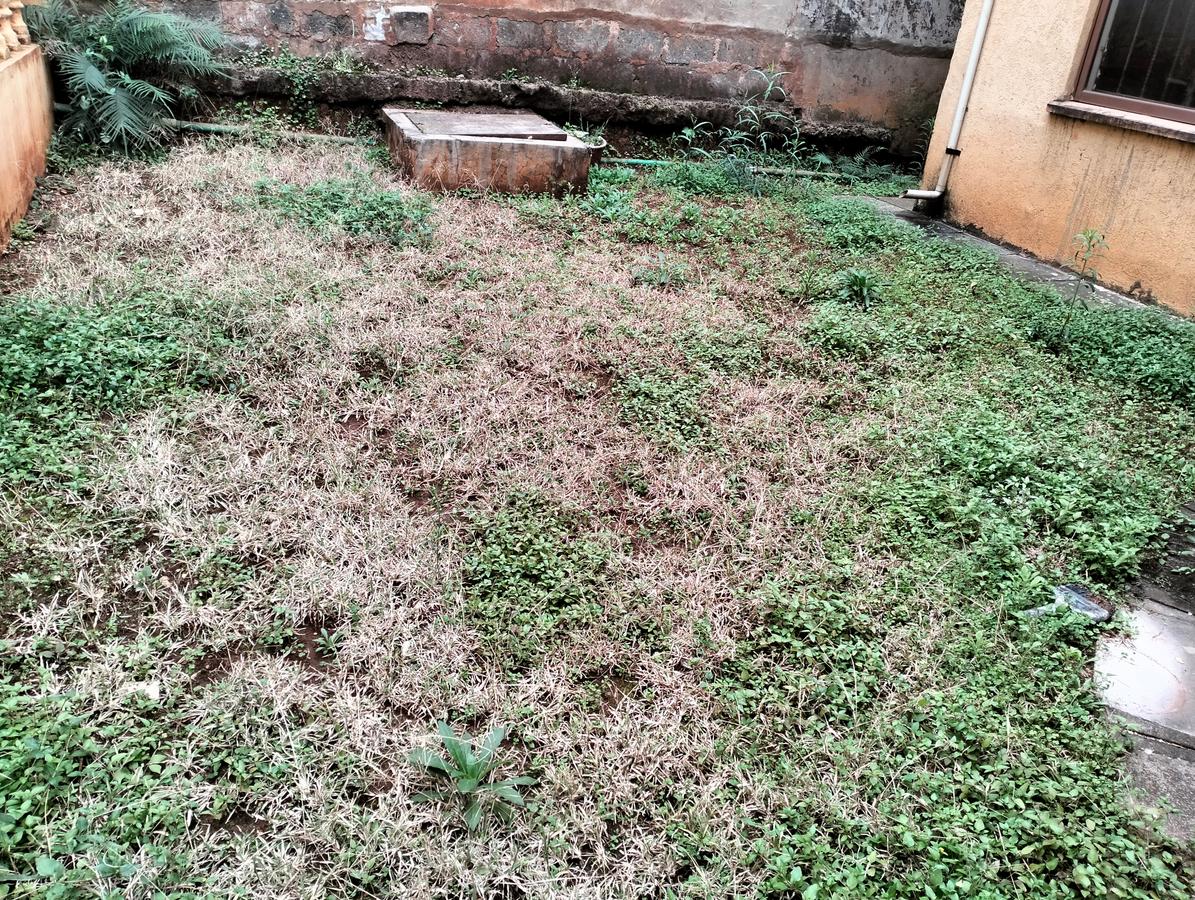 5 Bed Townhouse with En Suite in Westlands Area - 13