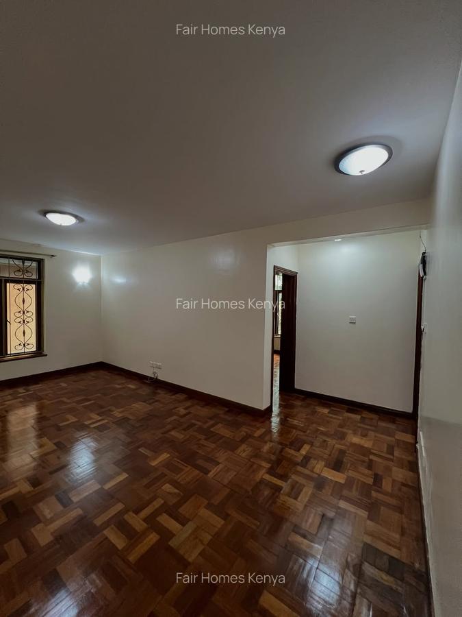 5 Bed Townhouse with En Suite at Othaya Road - 12