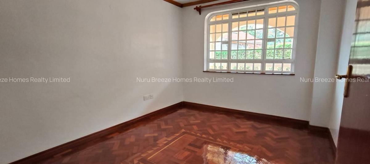 5 Bed House with En Suite in Nyari - 9