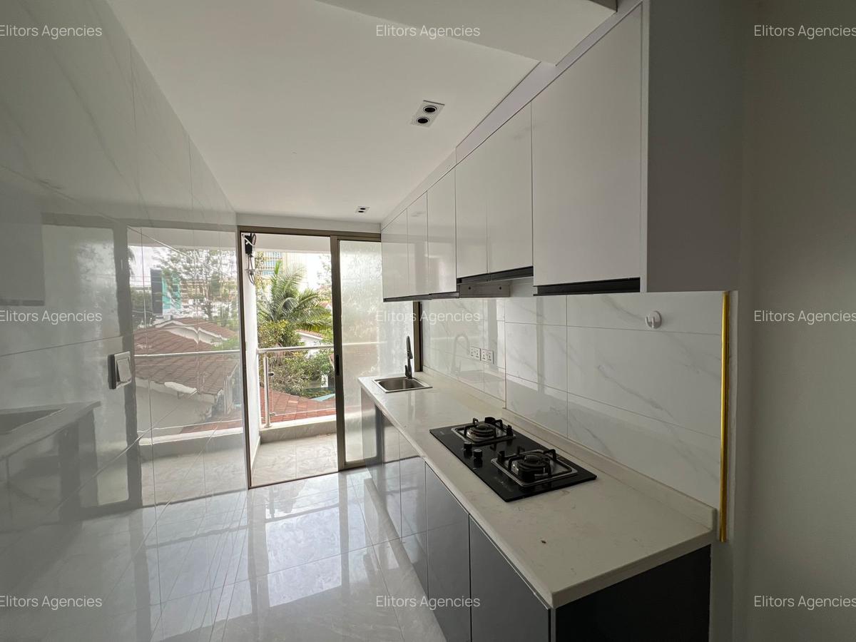 1 Bed Apartment with En Suite at Wood Avenue - 1