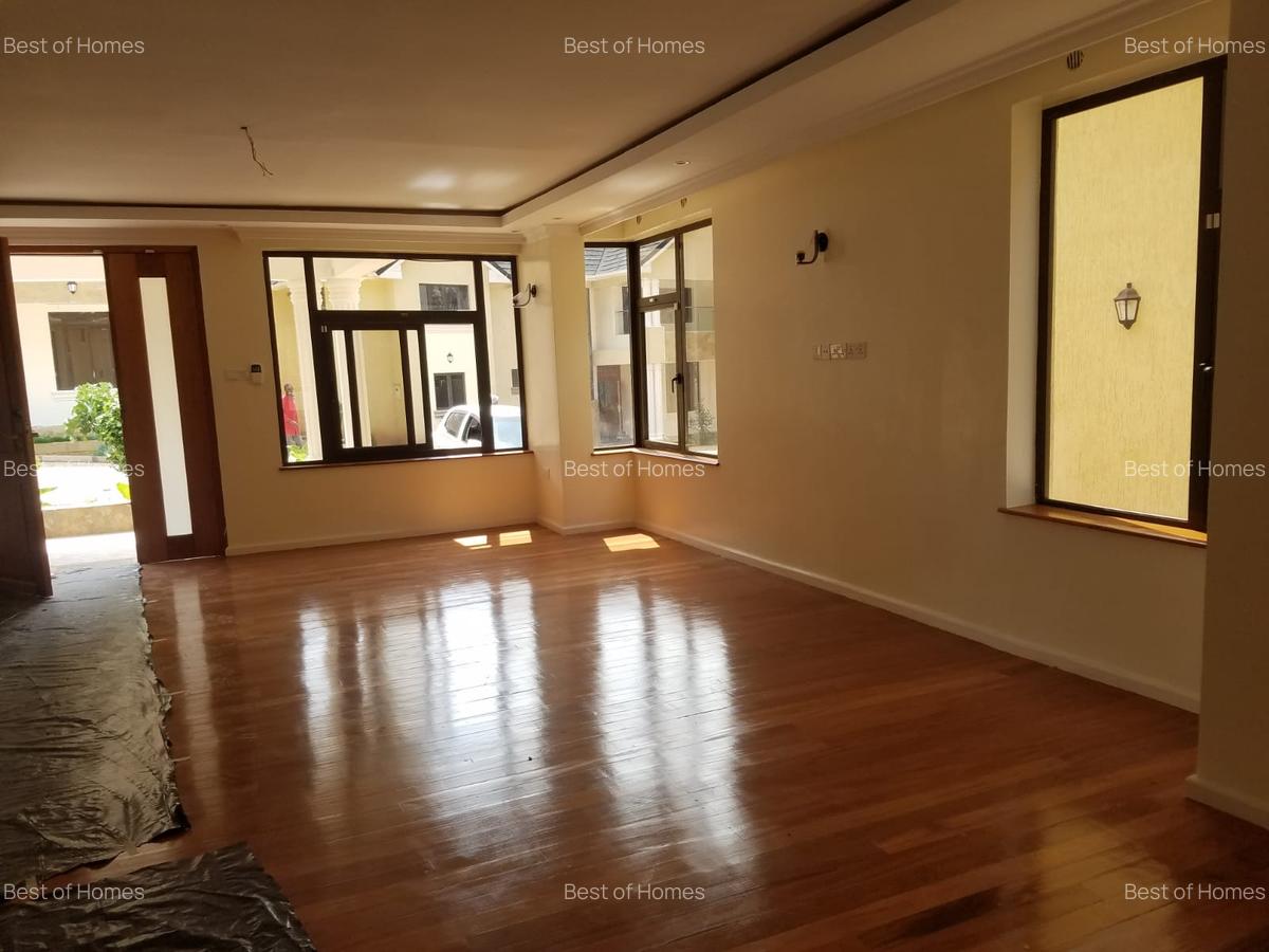 5 Bed Apartment with En Suite in Lavington - 9