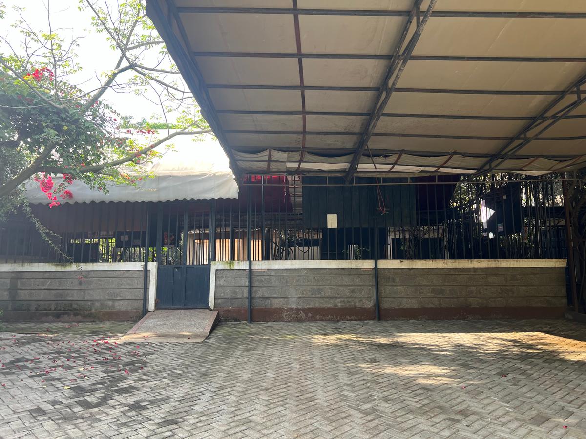 Commercial Property with Parking in Kitengela - 4