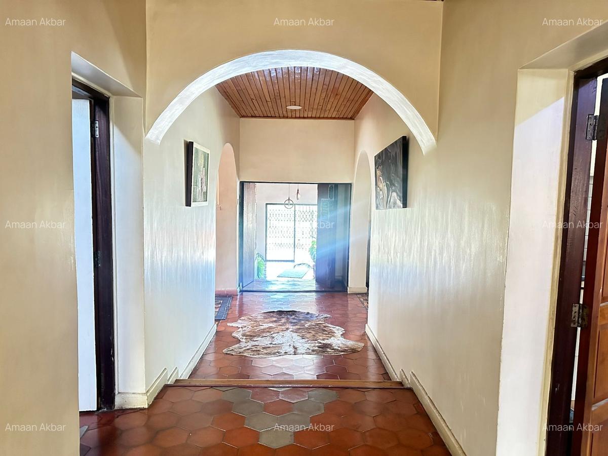 5 Bed House with En Suite in Nakuru - 6
