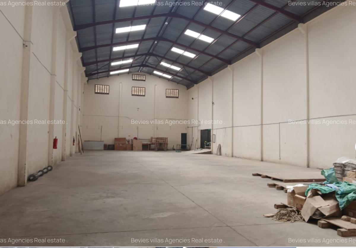 9,200 ft² Warehouse with Fibre Internet in Athi River - 2