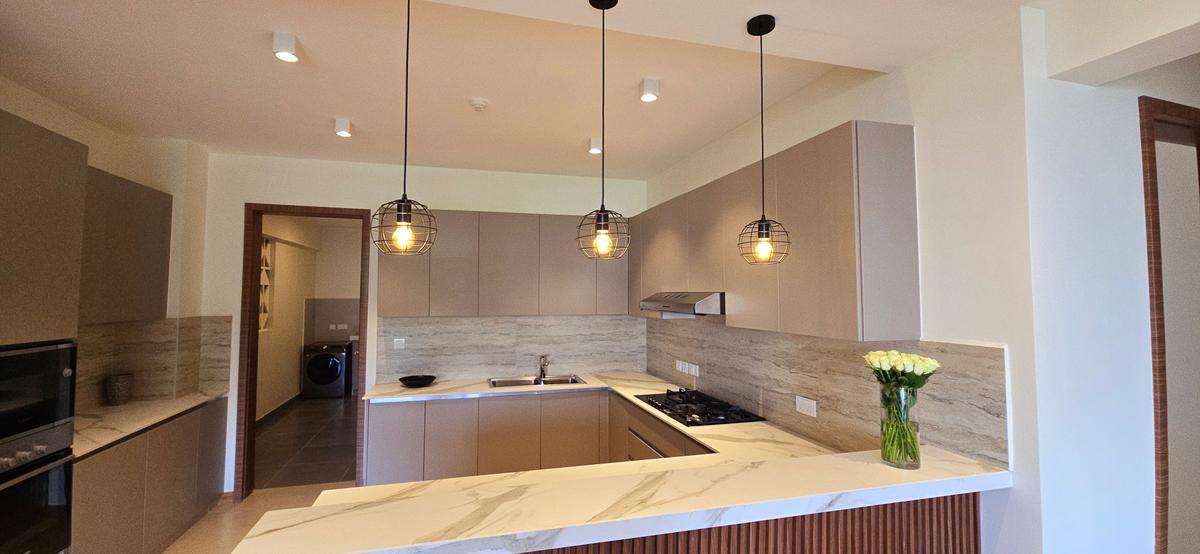 2 Bed Apartment with En Suite at Riverside Drive - 15