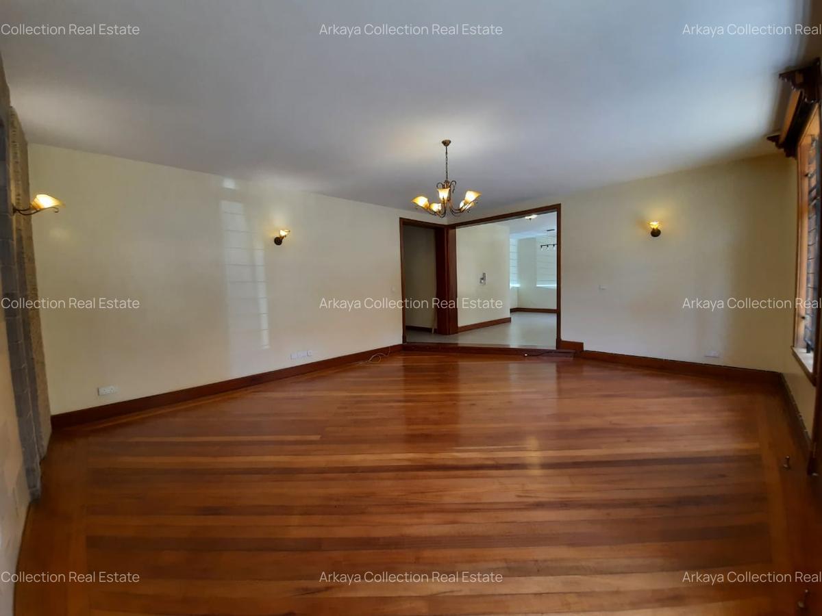 5 Bed Townhouse in Lavington - 12