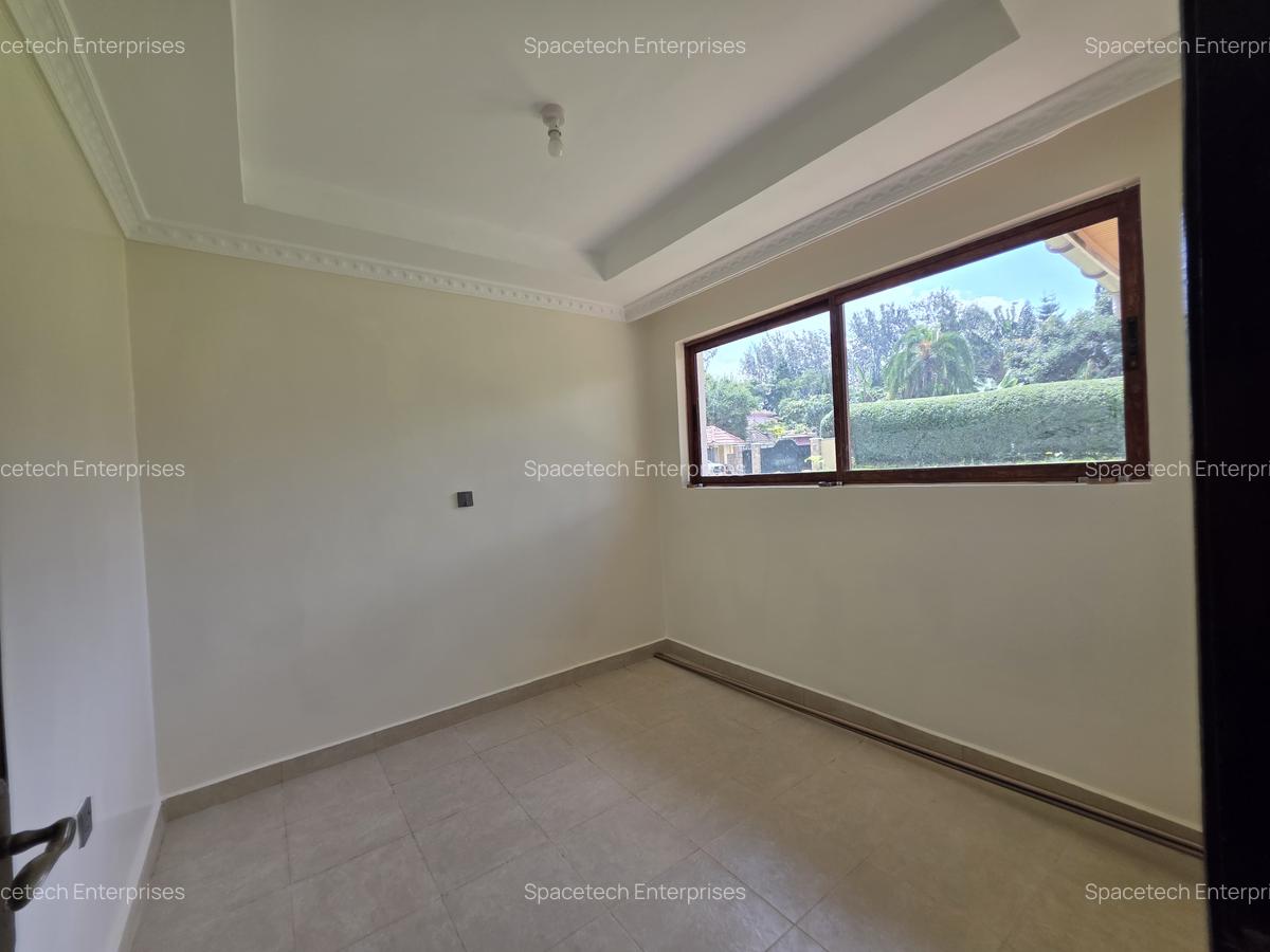 5 Bed House with En Suite in Kitisuru - 16