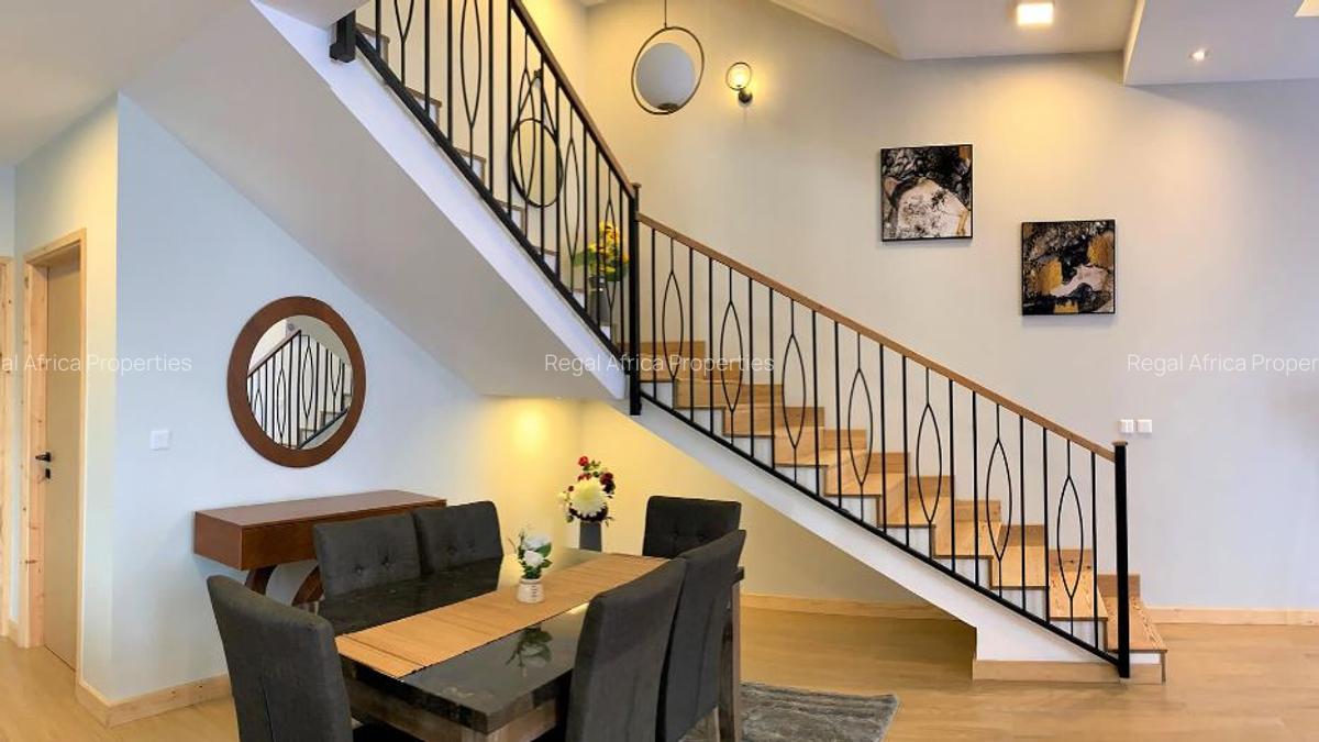 4 Bed Townhouse with En Suite in Langata - 8