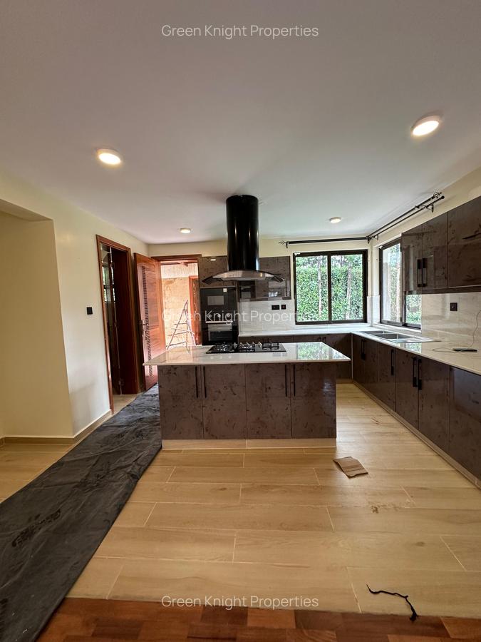 4 Bed House with En Suite in Karen - 2