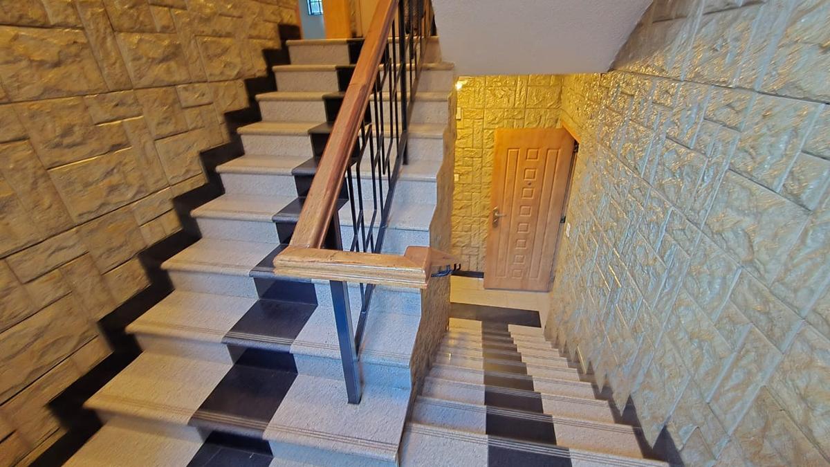 4 Bed Townhouse with En Suite in Lavington - 12