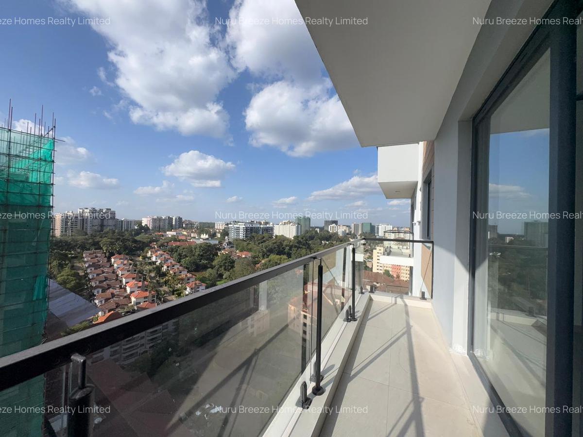 2 Bed Apartment with En Suite in Brookside - 7
