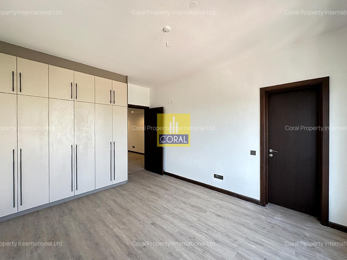 4 Bed Apartment in Westlands Area - 9