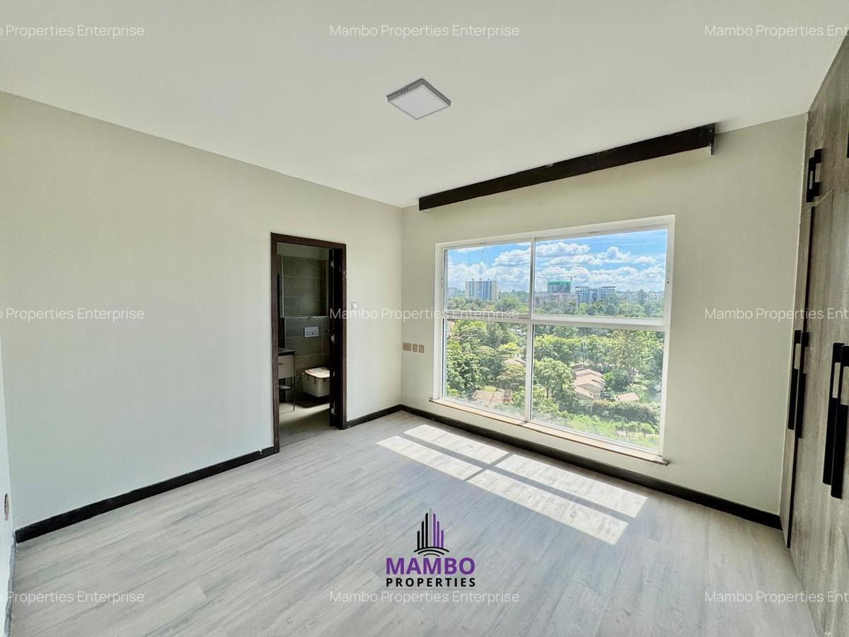 3 Bed Apartment with En Suite at Riverside Dr - 14
