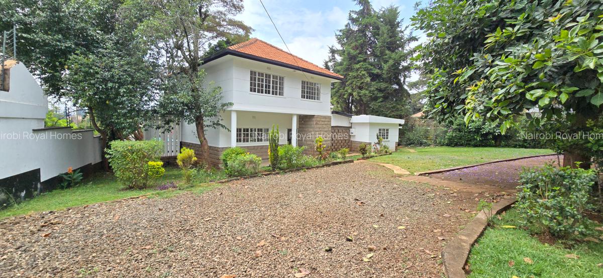 3 Bed Townhouse with En Suite at Lavington Green - 12
