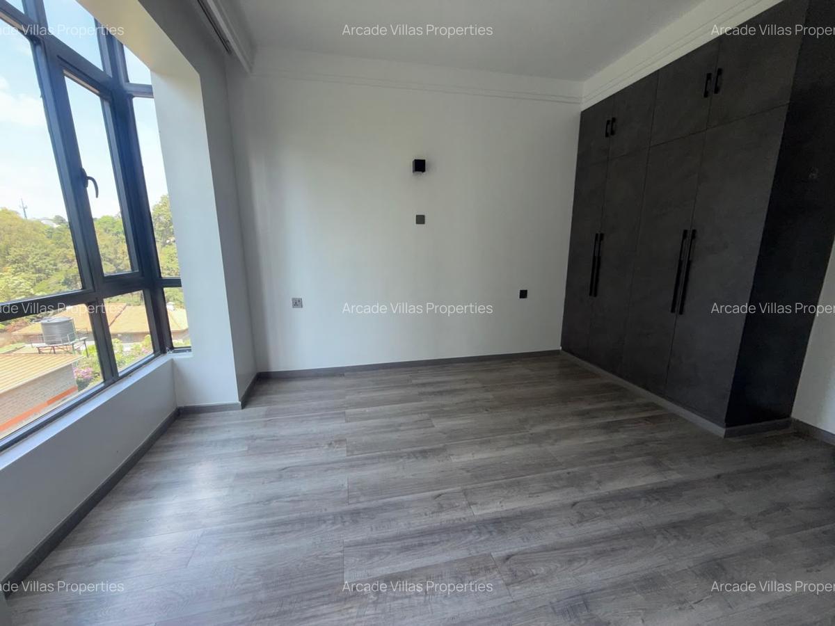 3 Bed Apartment with En Suite in Kileleshwa - 11