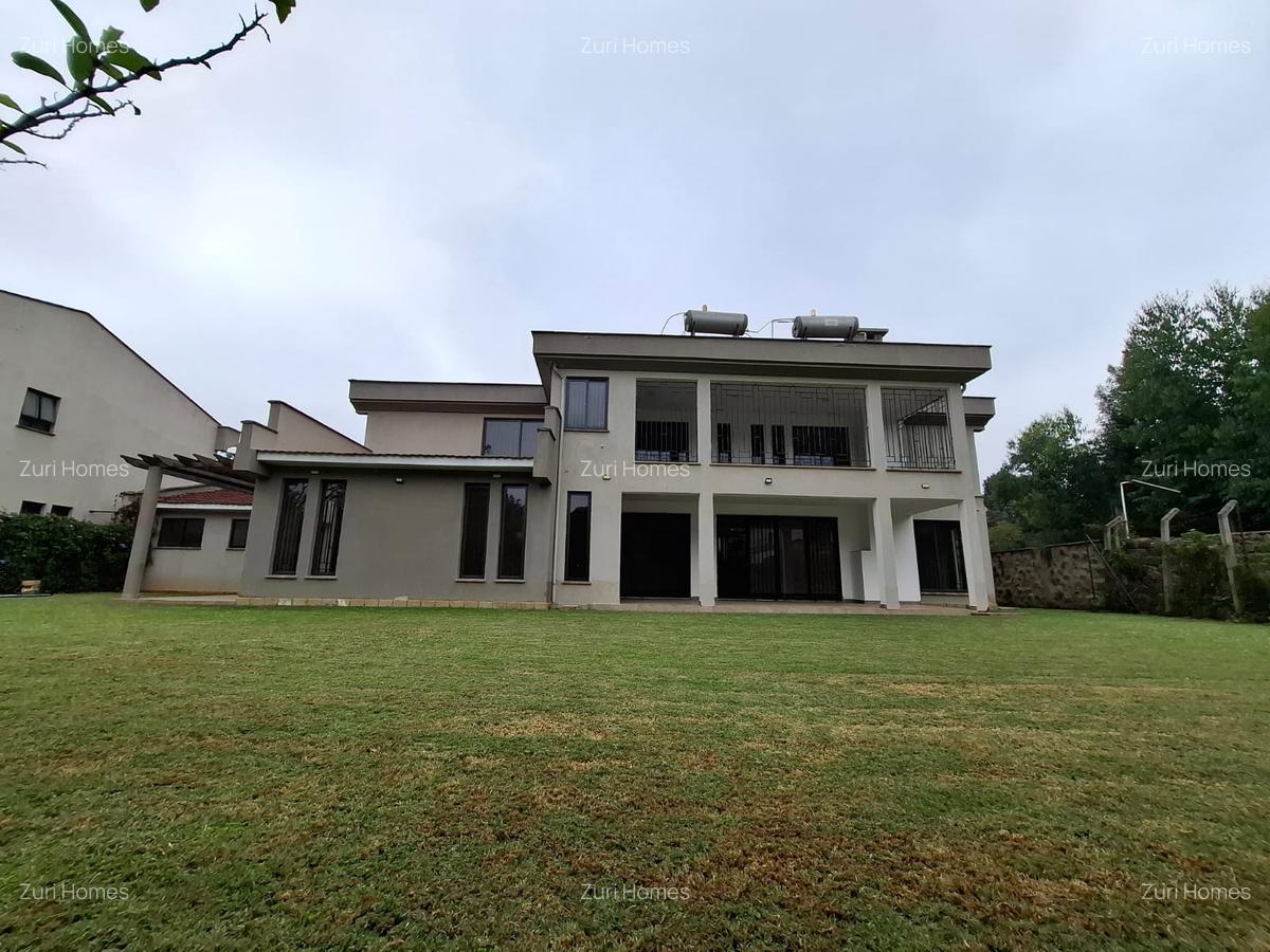6 Bed Villa with En Suite in Lavington - 15