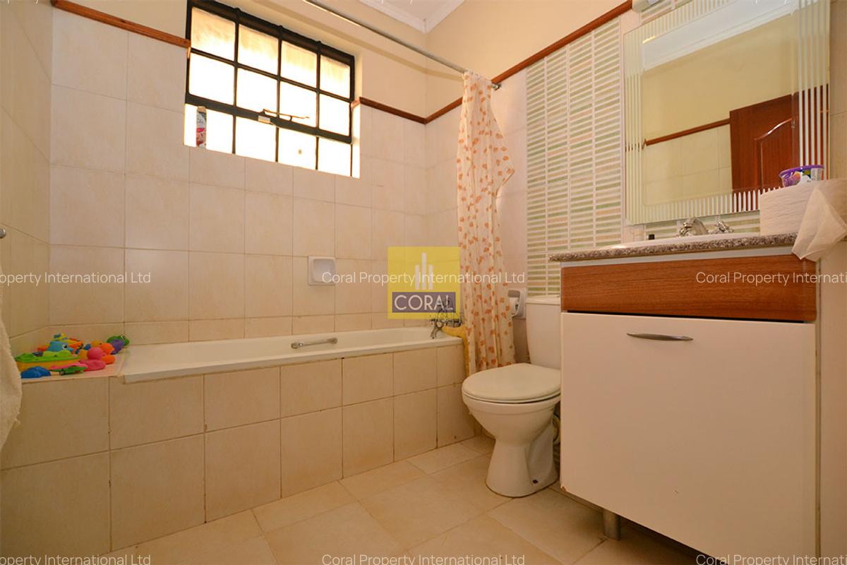 5 Bed Townhouse in Westlands Area - 11