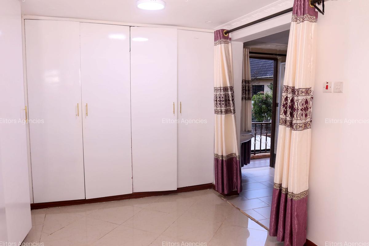 5 Bed Townhouse with En Suite at Eastern Bypass - 18