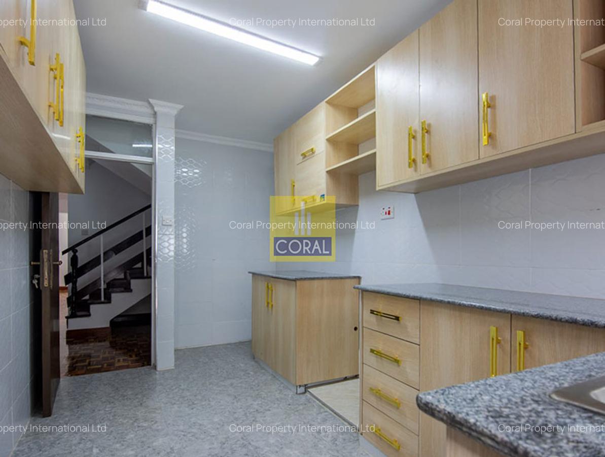 4 Bed Townhouse in Lavington - 7