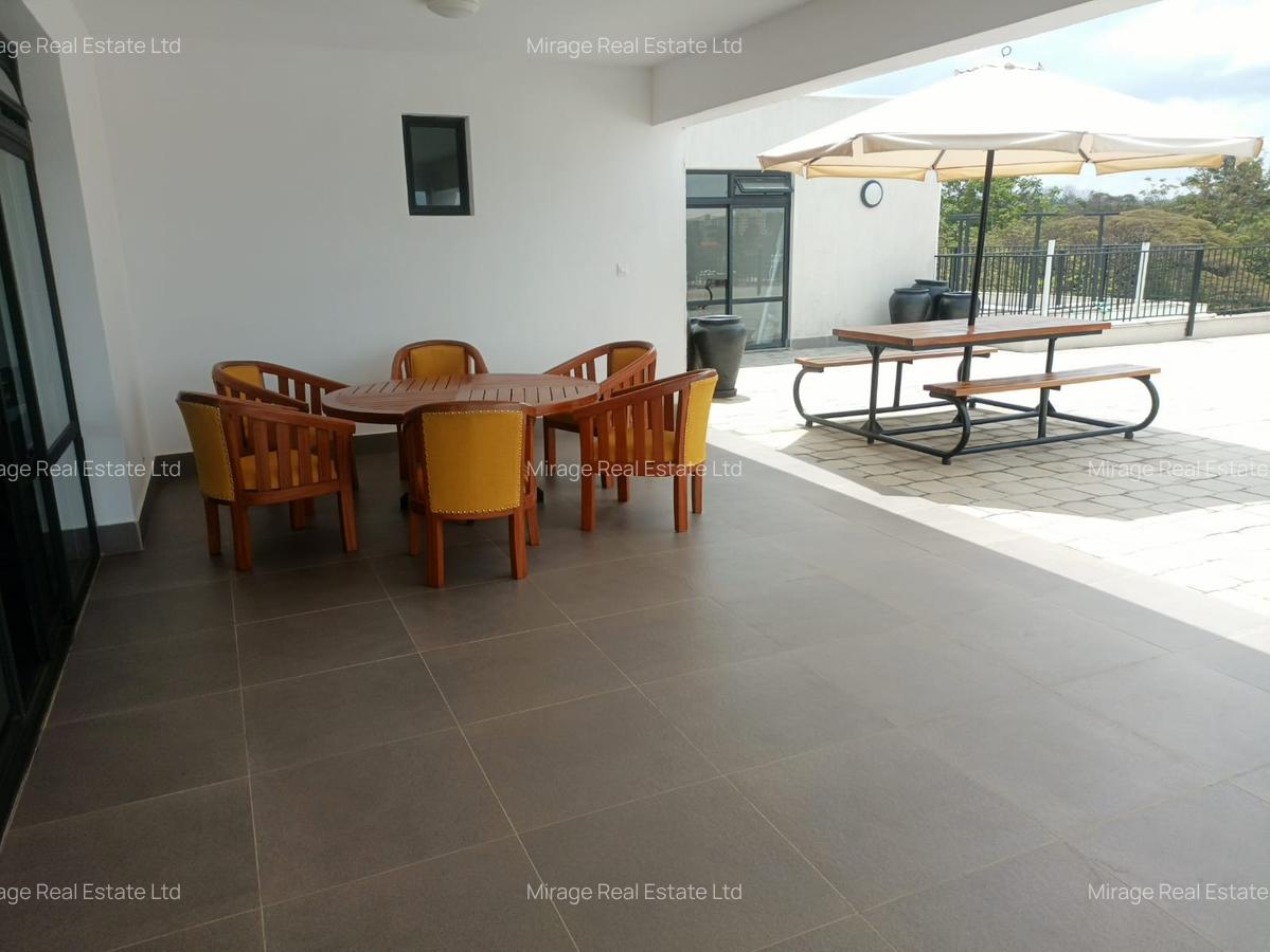 2 Bed Apartment with En Suite in Riverside - 12