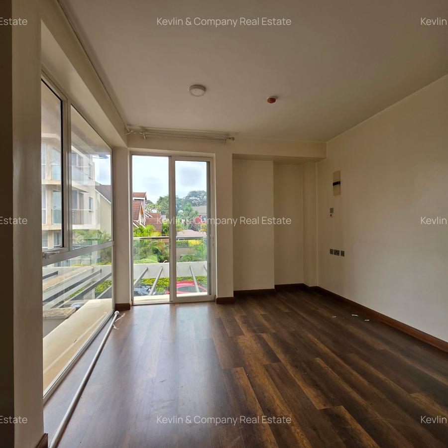 4 Bed Townhouse with En Suite in Lavington - 12