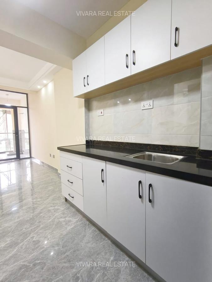 2 Bed Apartment with En Suite in Kilimani - 5