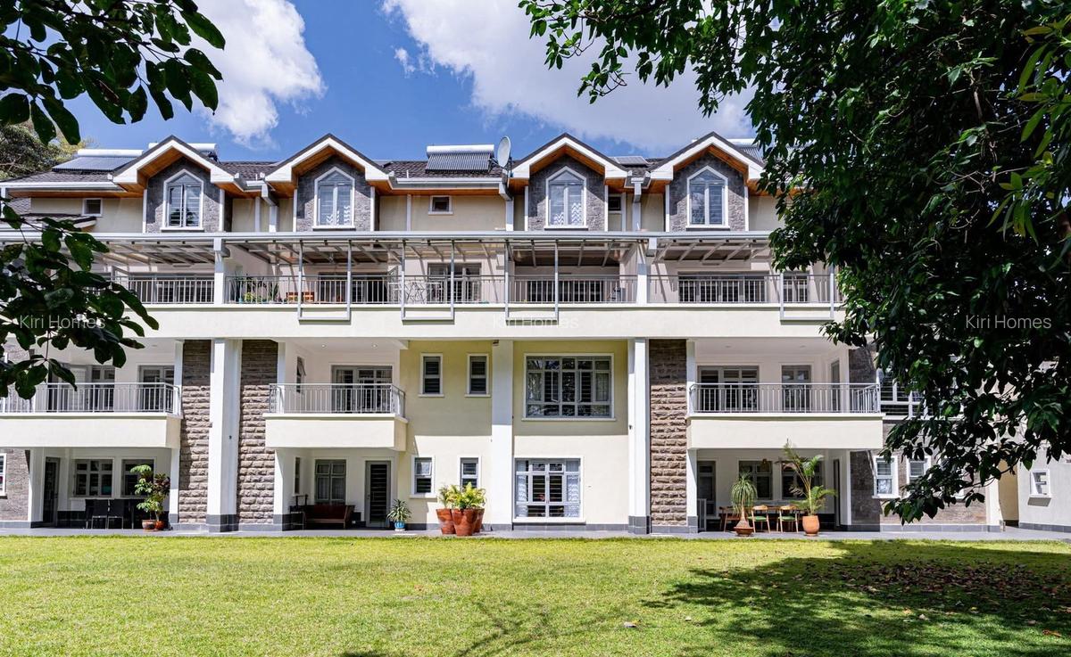 Furnished 3 Bed Apartment with En Suite in Runda - 2