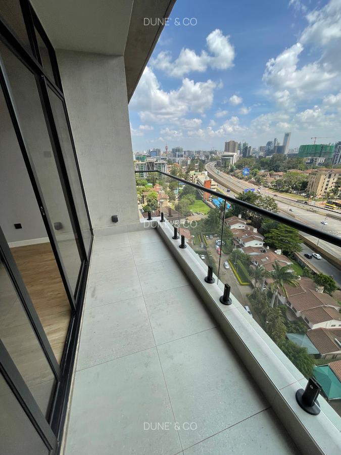 2 Bed Apartment with En Suite in Westlands Area - 3