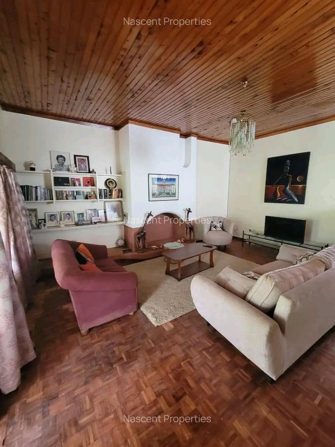 4 Bed House with En Suite in Loresho - 2