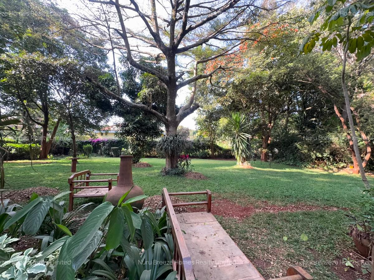 4 Bed House with En Suite in Nyari - 11