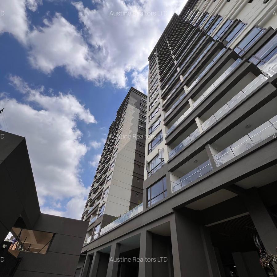 3 Bed Apartment with En Suite at Riverside Drive - 1