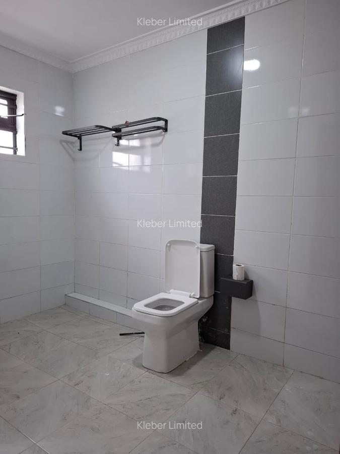 4 Bed Townhouse with En Suite in Ruiru - 10