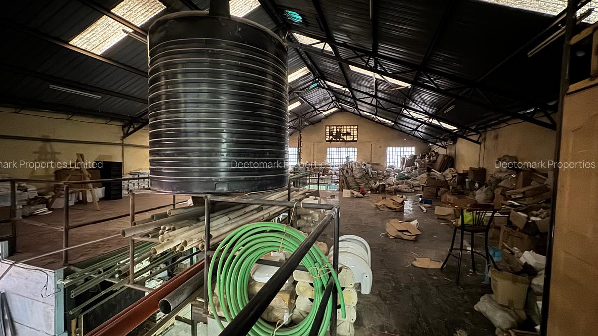 10,600 ft² Warehouse with Fibre Internet at Kitengela - 10