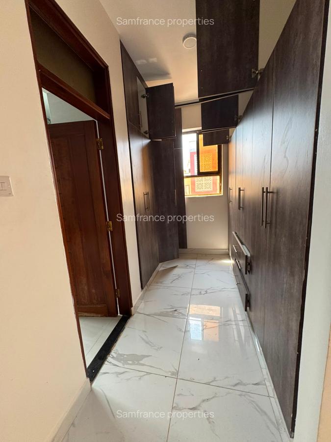 3 Bed Apartment with En Suite at Moyne Drive - 10