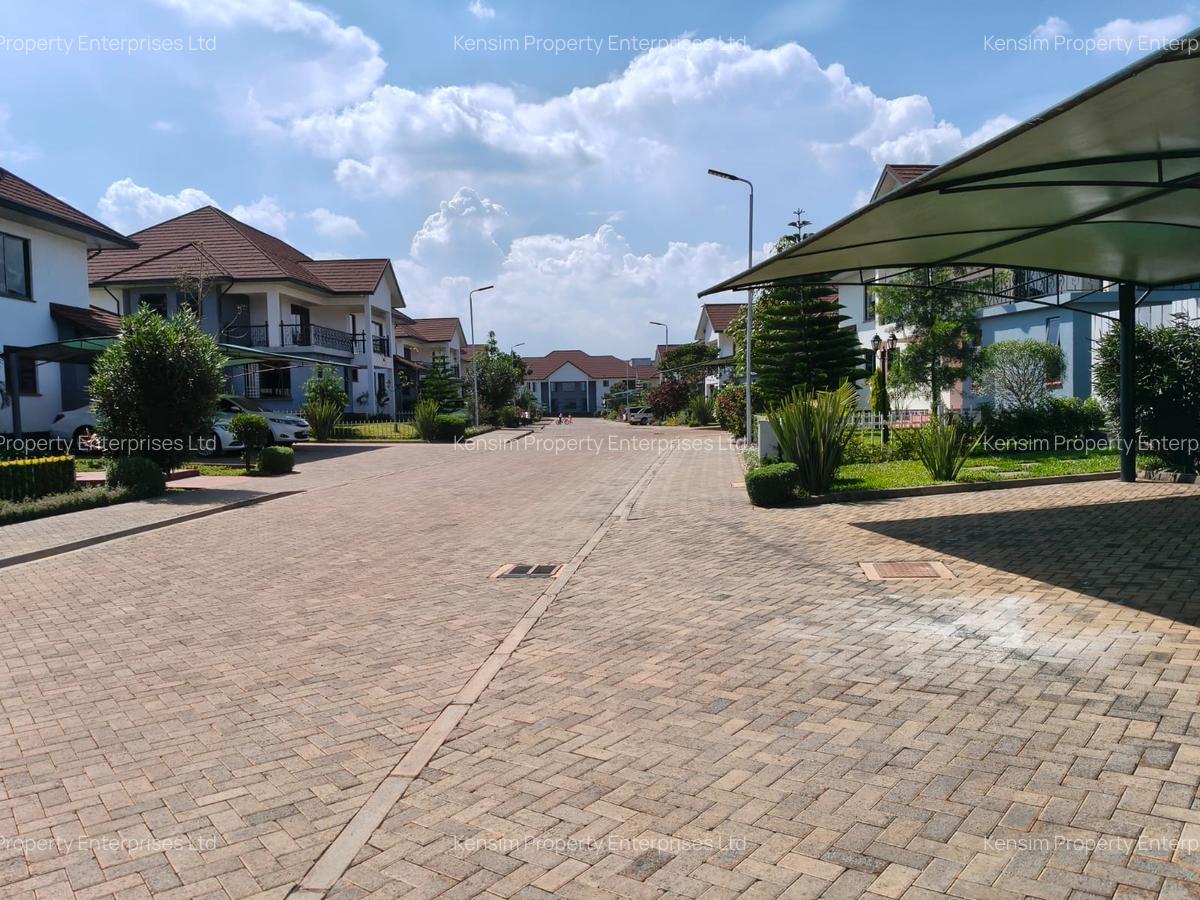 4 Bed Townhouse with En Suite in Kiambu Road - 11